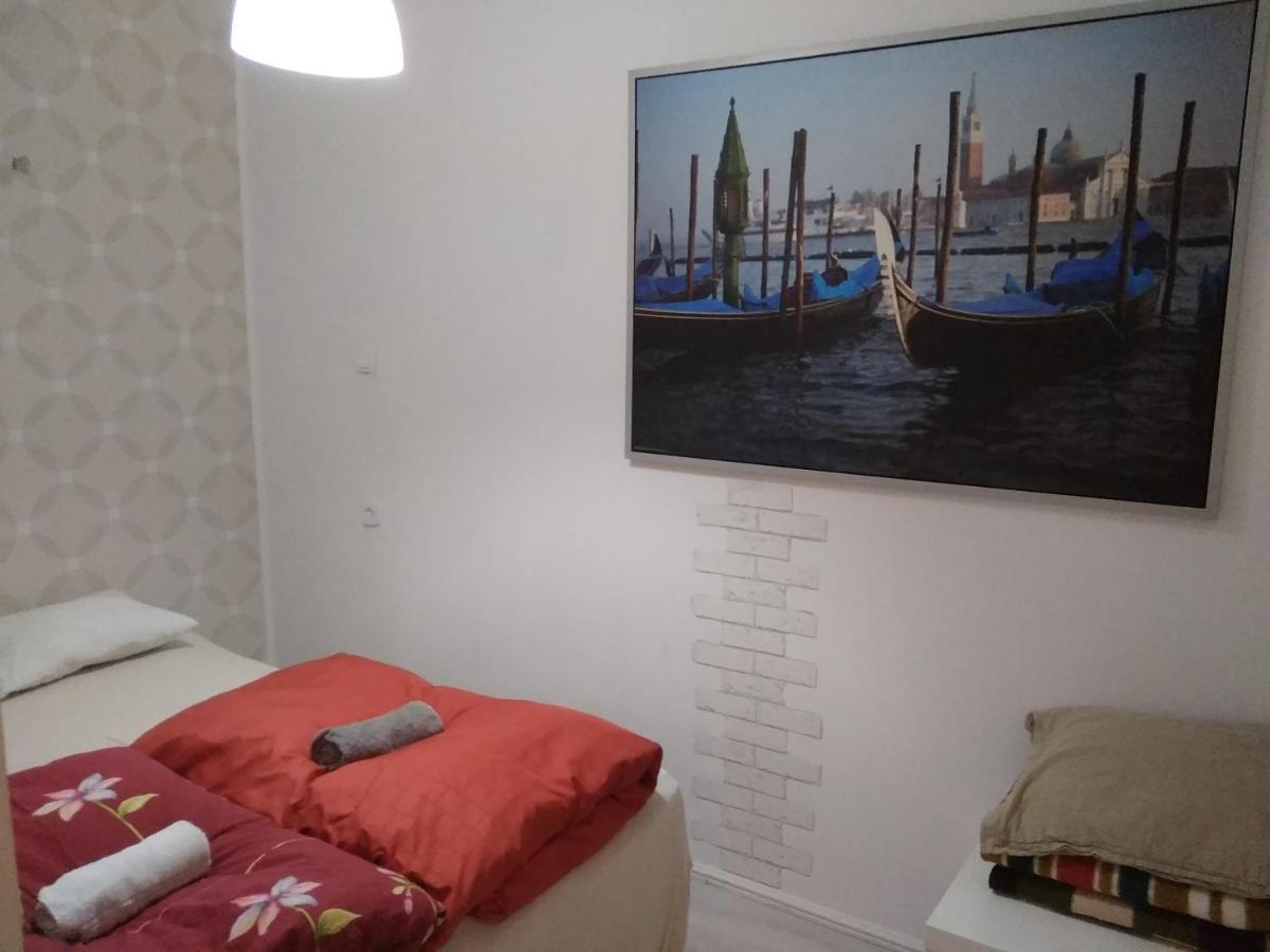 Apartament Przy Parku Noclegi Plock Płock Exterior foto